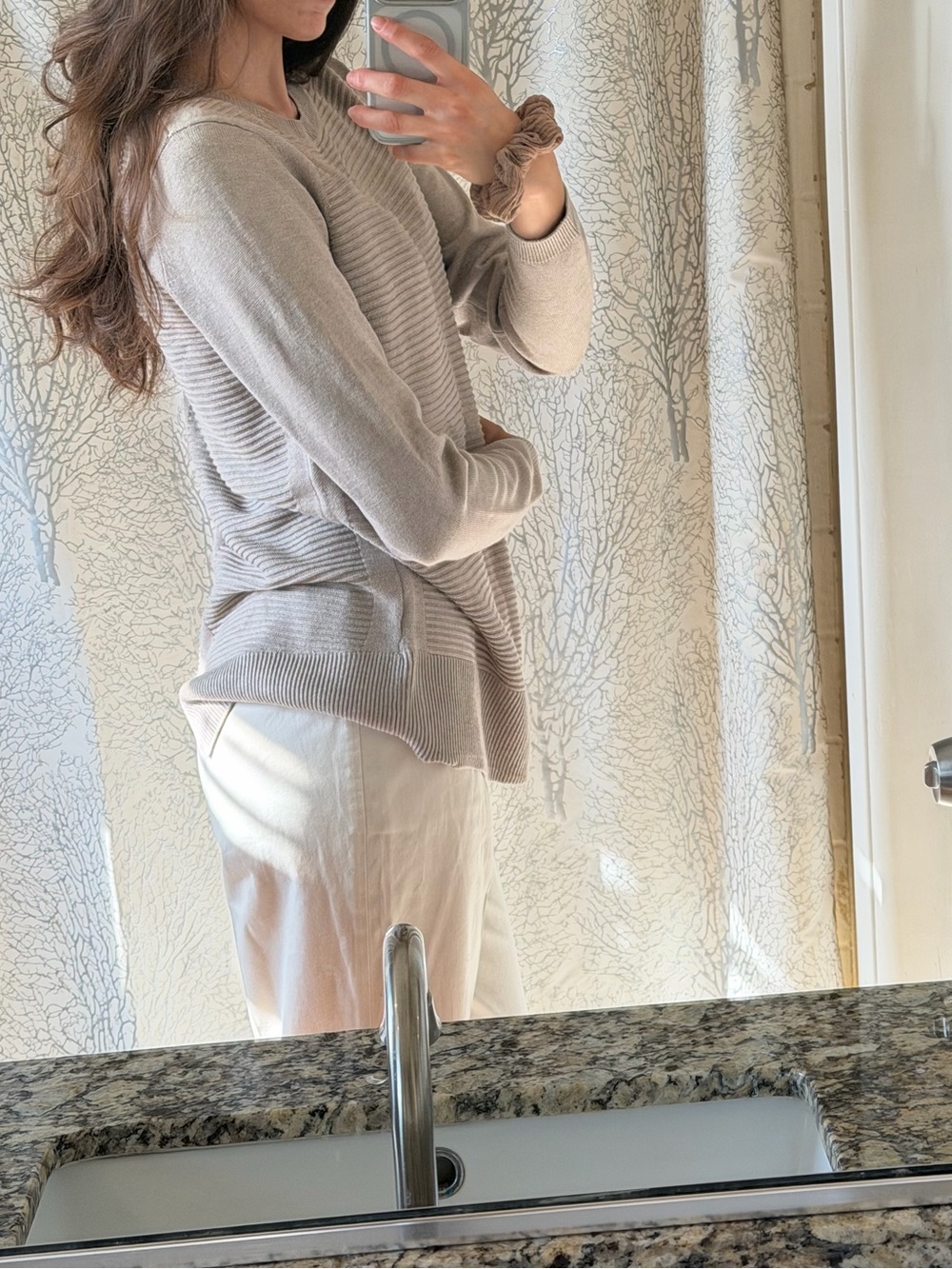 Hilary Radley Ribbed Scoop-Neck Sweater in Light Taupe